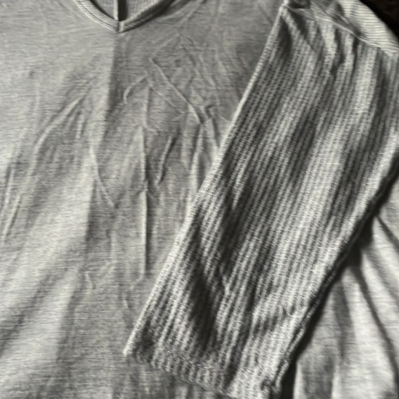 Gray Terra & Sky Lightweight Sweater - Size 3X (24W/26W) - Picture 8 of 10